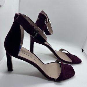 Stuart Weitzman Nudist Sandal in Burgundy Suede
